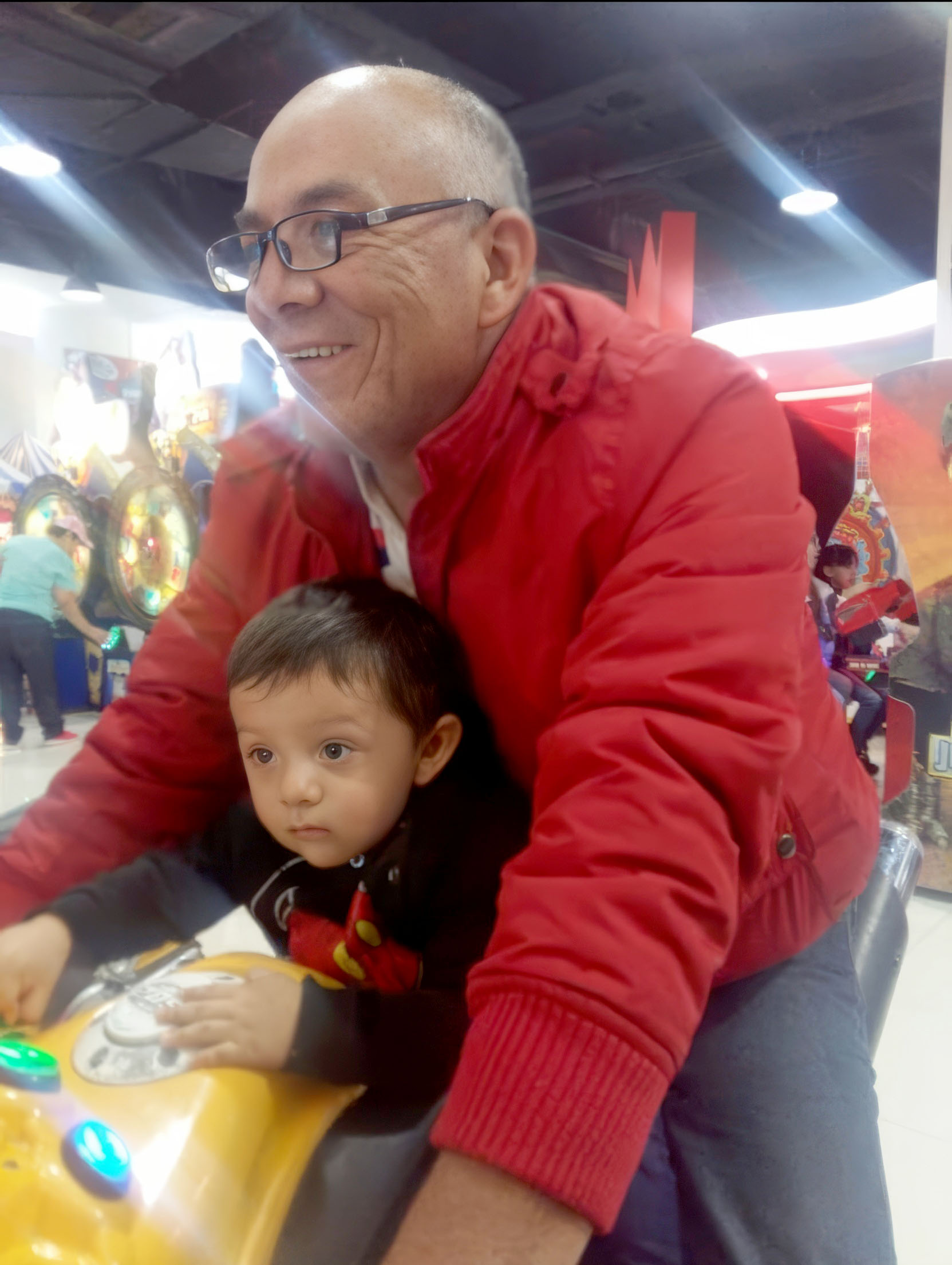 Abuelo y Santi